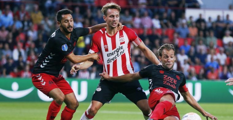 De Jong duimt: 'Het is zonde, maar hopelijk kan Ajax het ook nog halen'