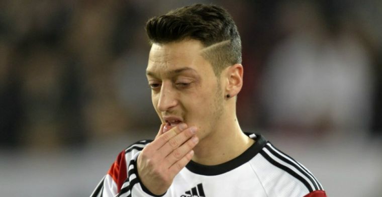 Kroos hard voor Özil: 'Mesut is een aardige jongen, maar zijn statement is onzin'