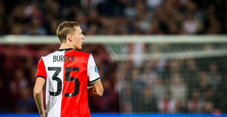 Feyenoord-debutant (17): 'Ik keek altijd naar de spelers, nu keken ze maar mij'