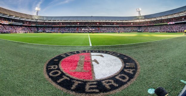 Presentatie lekt uit: Feyenoord City moet 30 miljoen bezuinigen op stadion