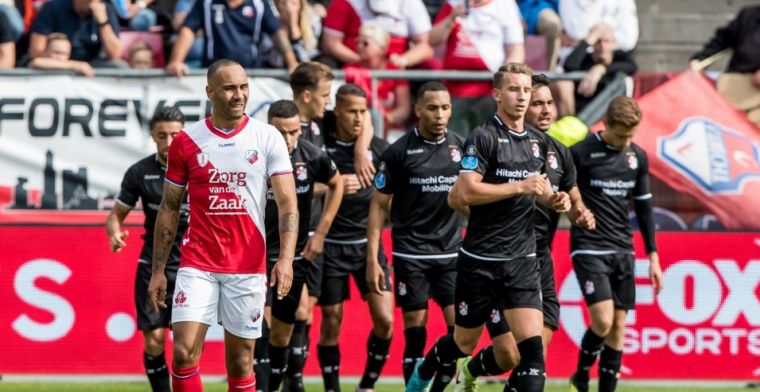 Advocaat kan aan de bak: Utrecht verliest van Emmen door fenomenale goal