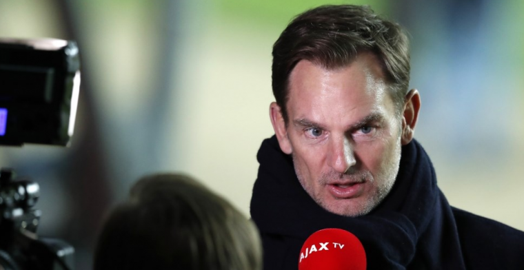 De Boer stelt PSV'ers voor: Je ziet dat hij vier jaar bij Ajax heeft gespeeld
