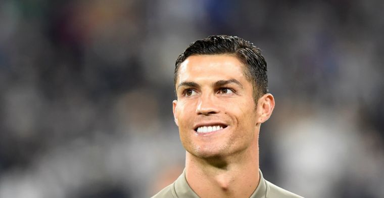 Lachende Ronaldo: 'Wees eerlijk: mijn omhaal tegen Juventus was toch de mooiste?'