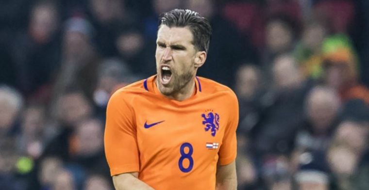 'Ik snap ook wel dat ik de laatste jaren minder heb gespeeld in Nederlands elftal'
