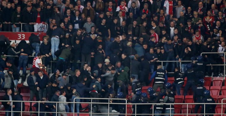 'Straf voor Ajax dreigt na rellen tussen fans en politie: UEFA stelt onderzoek in'