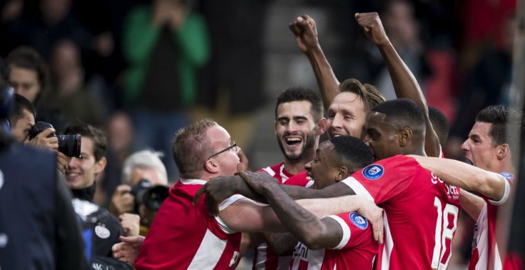 PSV-fan juicht met spelers tijdens PSV-Ajax en krijgt stadionverbod van vijf jaar