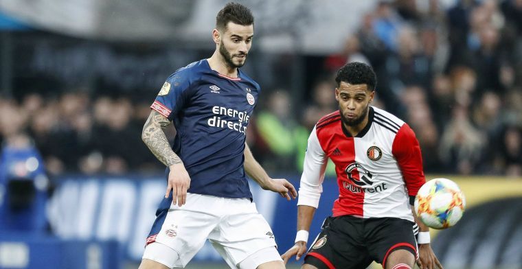 Berusting na eerste nederlaag: 'Duidelijk dat PSV en Ajax er bovenuit steken'