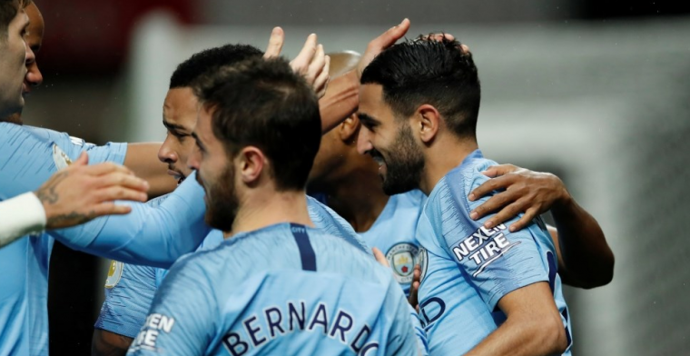 Manchester City komt met de schrik vrij en blijft na vijftien duels ongeslagen