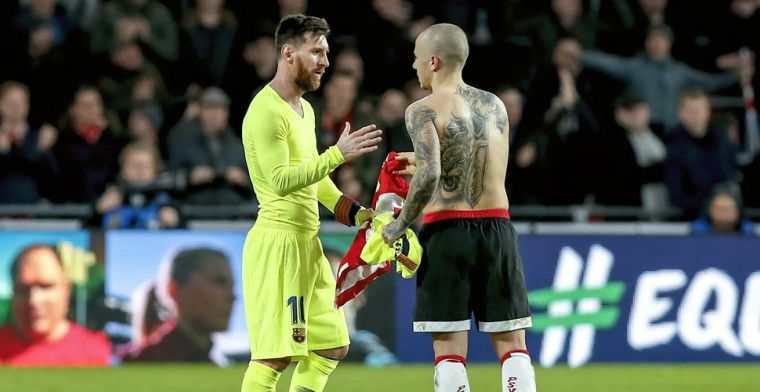Angeliño verovert shirt van Messi: 'Ik ken hem van Manchester City'