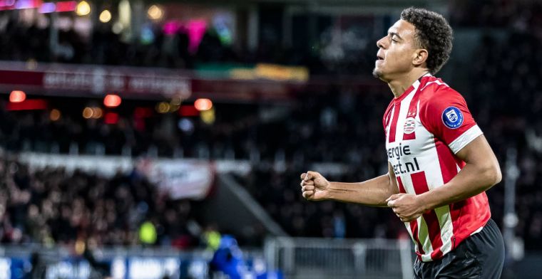PSV-invaller Malen blij met toekomstige contractaanbieding: ‘Heel prettig signaal’