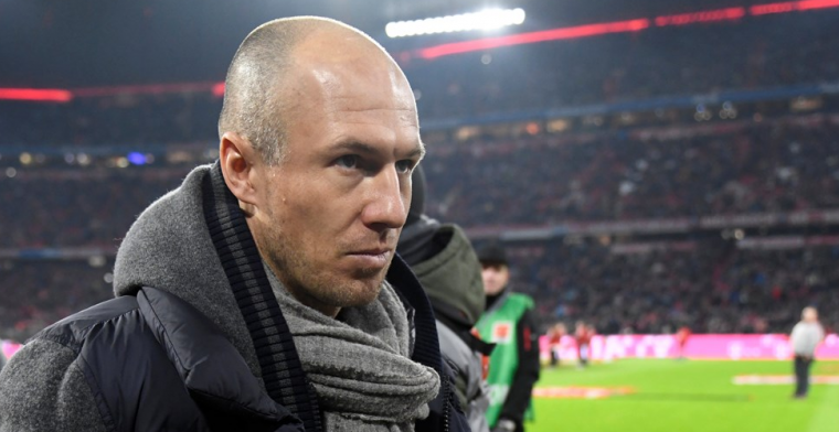 'Robben verrast, onderhandelt in geheim en overweegt transfer naar Japan'
