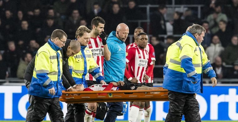 Van Bommel komt met PSV-update: Beter een week te laat, dan een dag te vroeg
