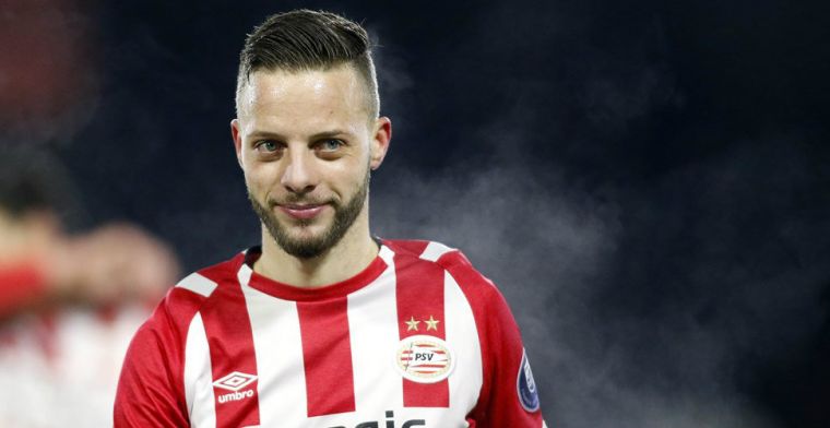PSV zet punt achter transferperiode: vier vertrekkers, Ramselaar blijft