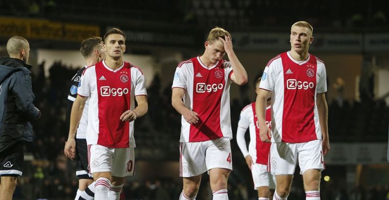 Ajax heeft een 'enorm probleem': 'Het zijn gewoon elf bv'tjes, er is geen eenheid'