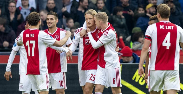 Ajax geeft gas na moeizame start, wint dik van NAC en verkleint gat naar PSV