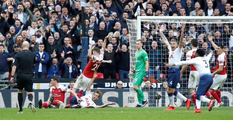 Arsenal laat derbyzege in extremis lopen en moet samen met Spurs achteromkijken