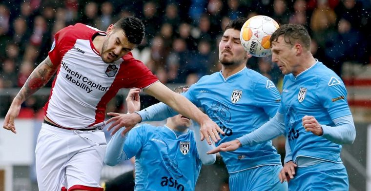 FC Emmen sleept punt uit het vuur tegen Heracles in winters landschap