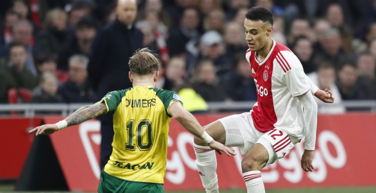 Ajax beloont Mazraoui: contract tot de zomer van 2022