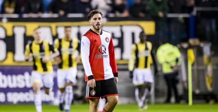 'Kökçü zet bij Jong Feyenoord bijna geen stappen meer, laat hem alsjeblieft staan'