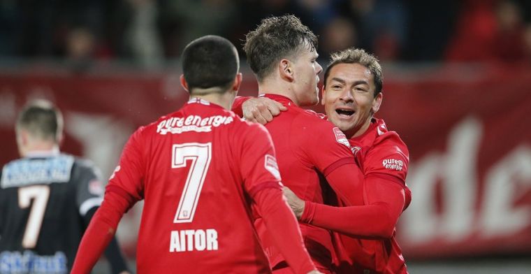FC Twente dendert door richting titel; Bryan Smeets doet Ajax wéér pijn