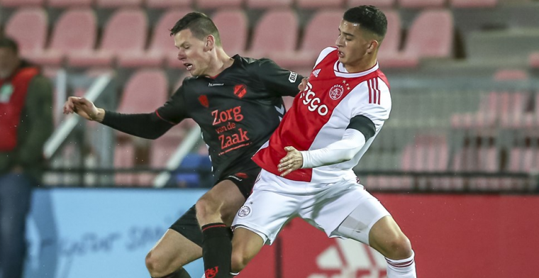 Jong Ajax geeft het weg tegen Jong Utrecht, Almere City wint 'mistwedstrijd'