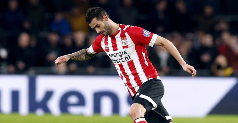 'Hij speelt niet, komende zomer lijkt hij weg te moeten en willen bij PSV'