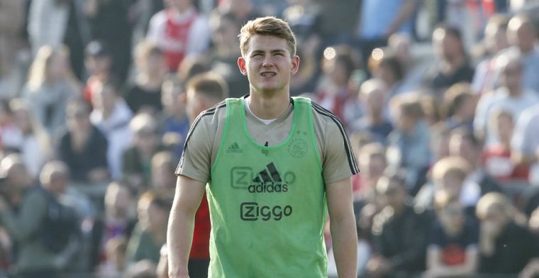 Kieft: 'Ik denk dat Ajax er niet bij gebaat is als hij nog een jaar blijft'