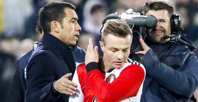 Van Bronckhorst grijpt in en wijst nieuwe vice-aanvoerder aan bij Feyenoord