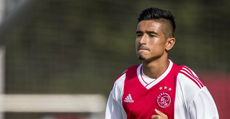 'Ik hoop op m'n 17e te debuteren voor Ajax en ik zou graag in Oranje spelen'