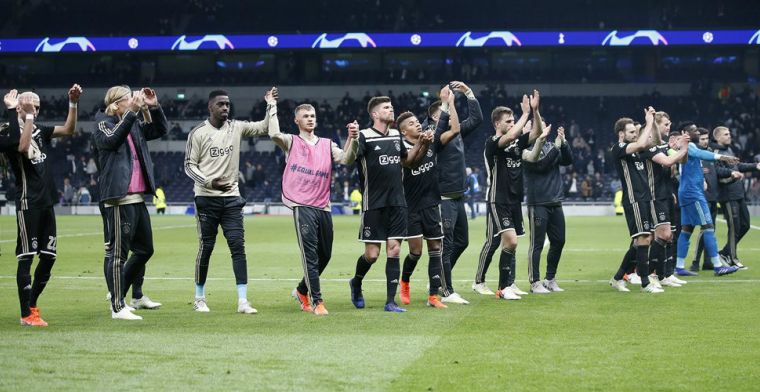 Wenger prijst Ajax-duo: 'Ik moet Onana complimenteren, Blind was outstanding'