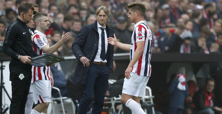 'Peters gooide schoenen en kreeg mot met fotograaf: geen Willem II-captain meer'