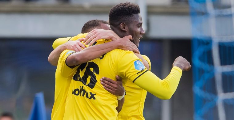 Goalgetter van VVV mikt op transfer: 'Ik hoop dat de club wat aan me verdient'