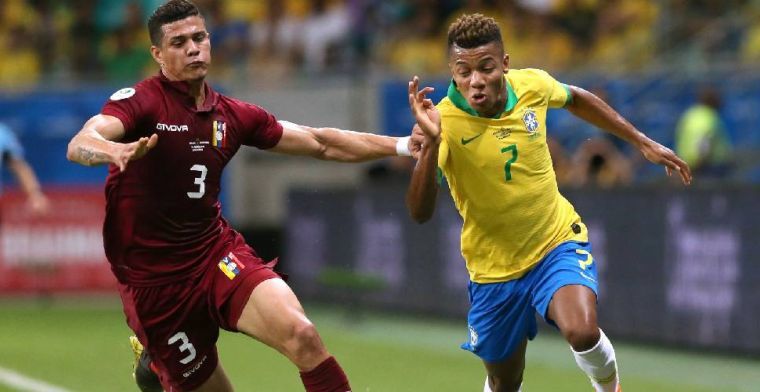'Brazilië gooit elftal om na felle kritiek; Neres wordt kind van de rekening'