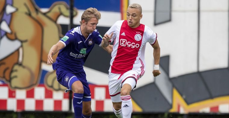 Ajax maakt sterke indruk en legt Anderlecht met ruime cijfers over de knie