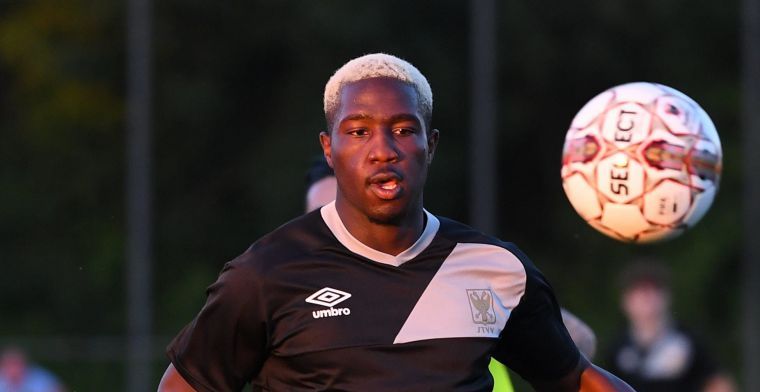 Drama in België: speler Sint-Truiden (19) overlijdt dag na oefenduel met VVV