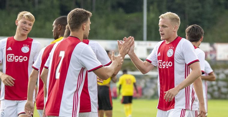 Ajax blijft foutloos in voorbereiding en wint door late goal van Watford