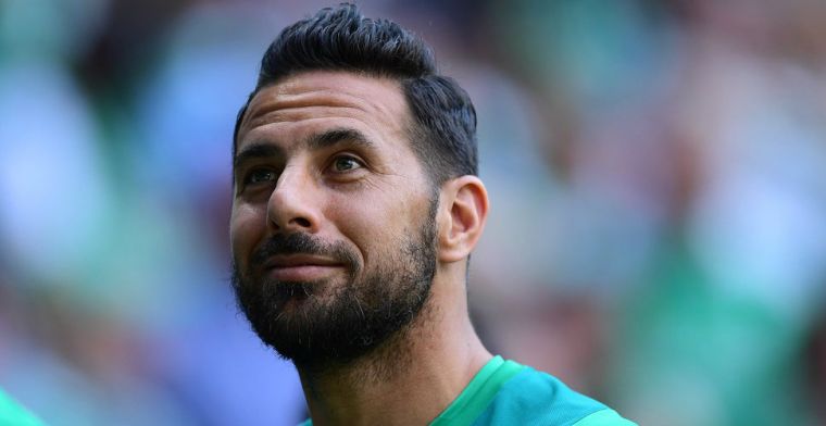 Einde van een tijdperk: Bundesliga-legende Pizarro kondigt afscheid na 24 jaar aan