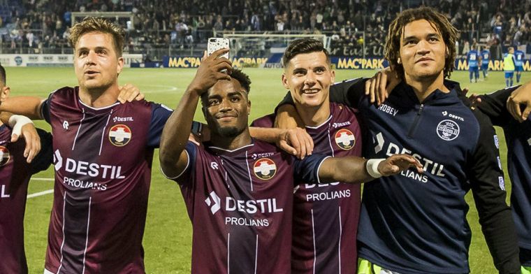 De Boer prijst vertrokken Ajax-talent na PEC-Willem II: Vlieguren goed besteed
