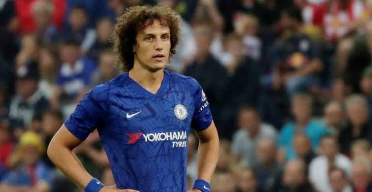 Woedende Chelsea-fans saboteren 'slang en rat' David Luiz met negatieve reviews