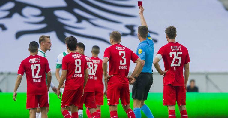 Twente wint in curieus duel met drie penalty's en twee rode kaarten van Groningen
