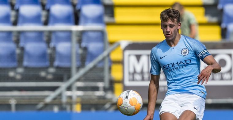 NAC slaat toe: Manchester City-verdediger tekent voor drie jaar in Brabant