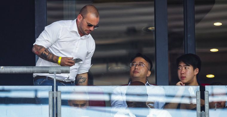 Sneijder 'volledig afgebrand': 'Hij wilde zijn lichte corpulentie niet verstoppen'