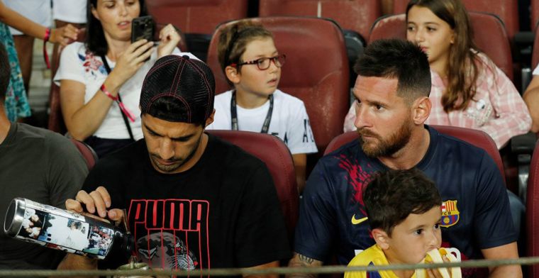 'De Jong traint individueel, Messi kan over een maand pas weer spelen'