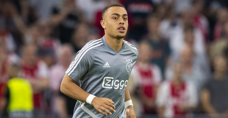 'Tevreden Ajax wil Dest belonen en doet voorstel voor nieuw contract'