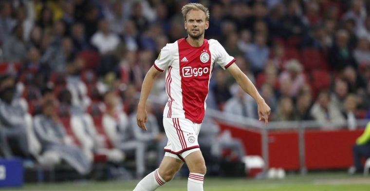 De Jong na lange tijd terug in Ajax-shirt: 'Ik hoop dat ik van waarde kan zijn'