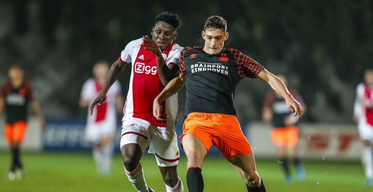 Traoré hoopt op Ajax-doorbraak: 'Een van redenen dat ze Dolberg lieten gaan'