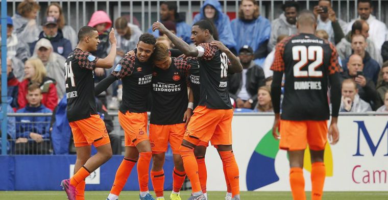 'Met hen nog buiten de basis, zit PSV qua aanvallers erg ruim en luxe in de jas'