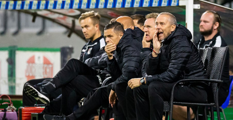 'Jong AZ heeft twee trainers: Michel Vonk en Koen Stam, hoor je niemand over'