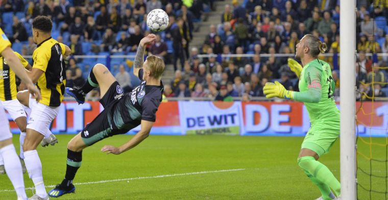 Vitesse geeft het in 6 minuten weg tegen ADO en besluit 'Bazoer-week' in mineur