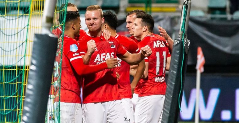 AZ profiteert van misstap PSV en werpt zich op als serieuze concurrent voor Ajax